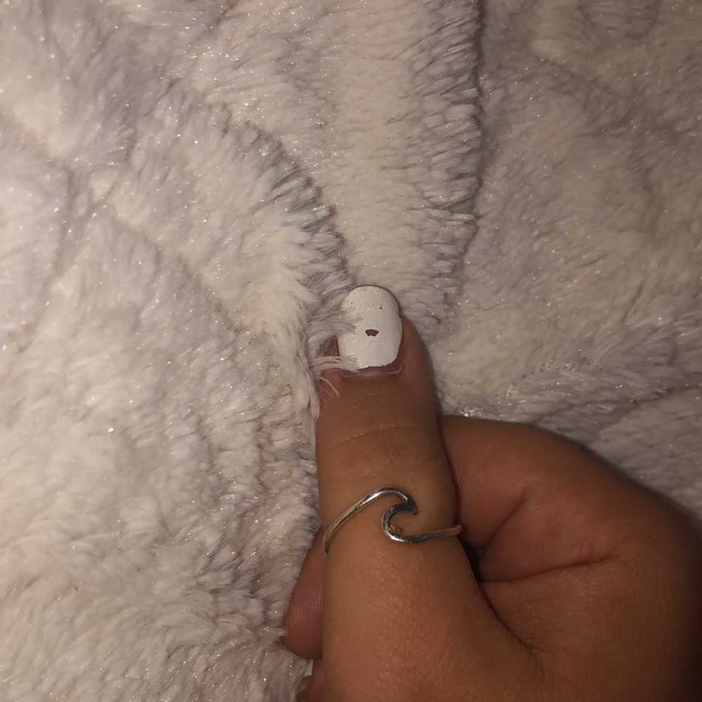 Wave Ring🌊 - Picture 2 of 2